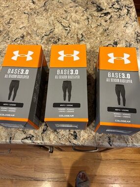 UNDER ARMOUR LEGGINGS